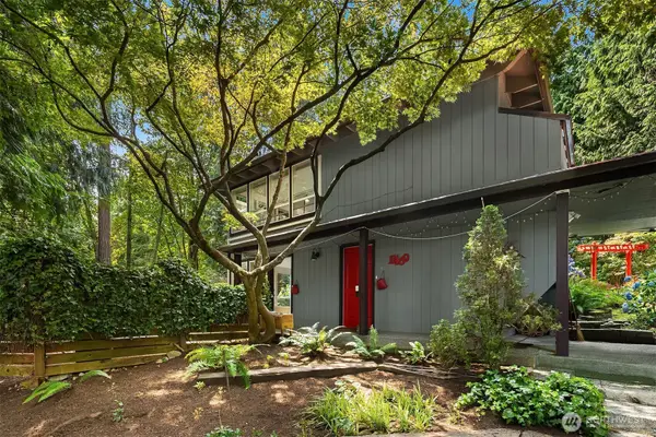 11469 Kallgren Road Ne, Bainbridge Island, WA 98110