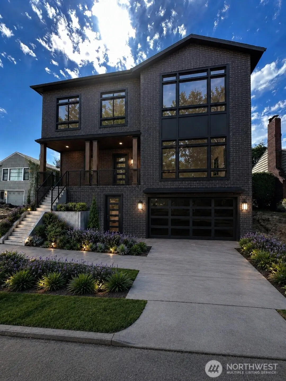 2545 36th Avenue W, Seattle, WA 98199 - #1