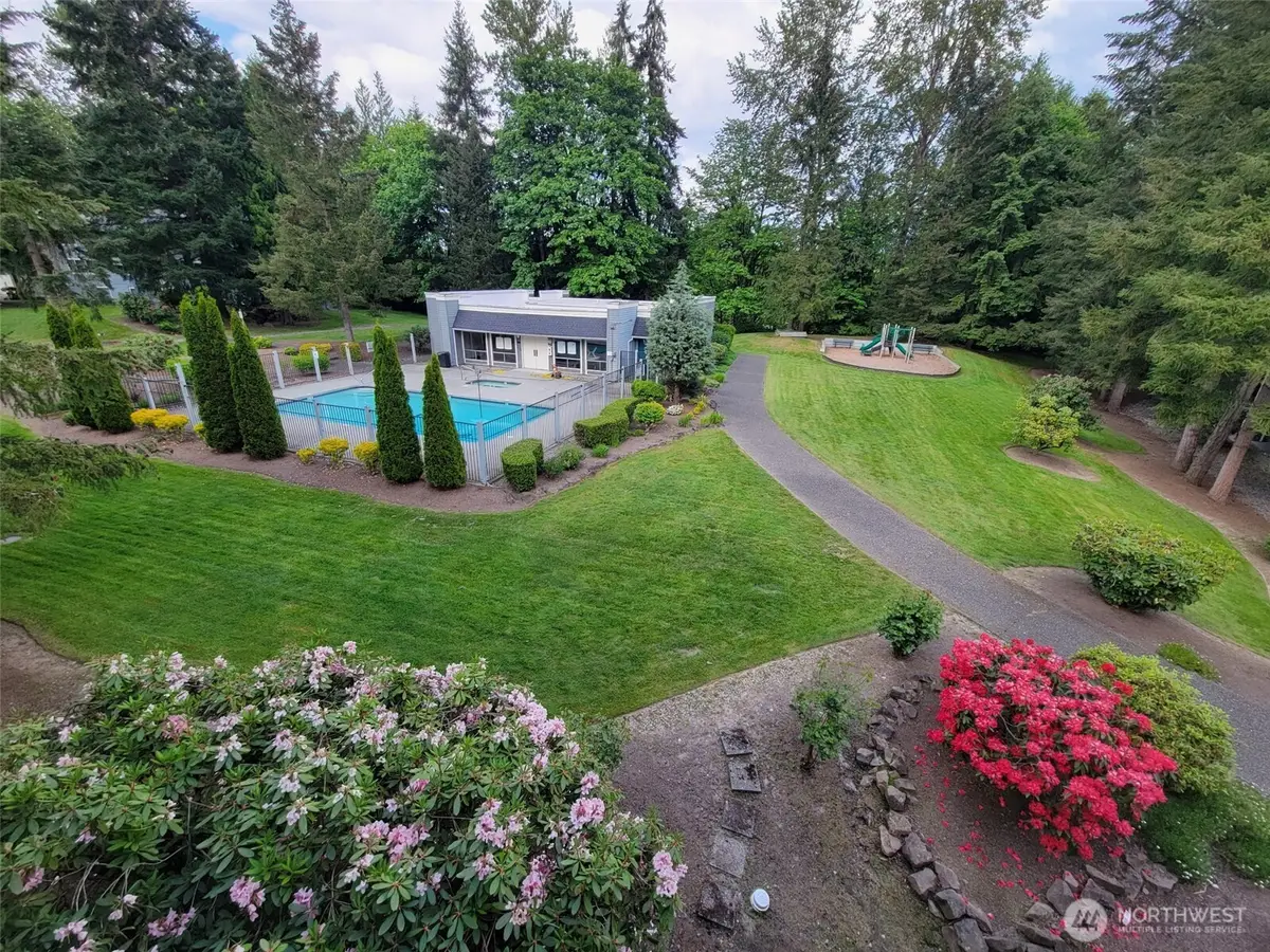 4641 W Lake Sammamish Parkway Se #F305, Issaquah, WA 98027 - #1