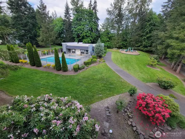 4641 W Lake Sammamish Parkway Se #F305, Issaquah, WA 98027