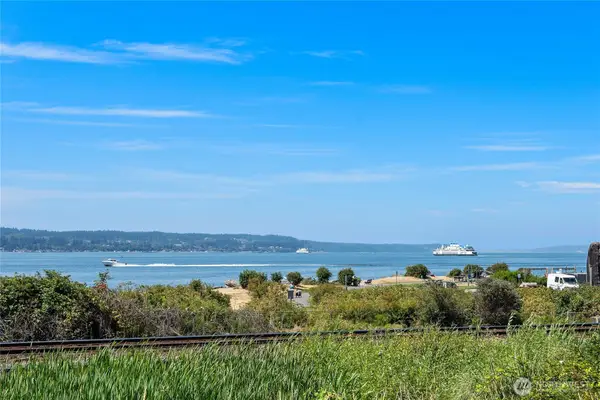303 Church Avenue, Mukilteo, WA 98275