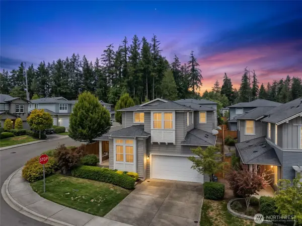 2412 NE Bounderstone Court, Poulsbo, WA 98370