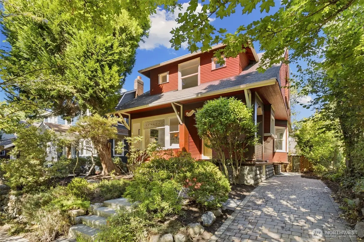 5246 12th Avenue Ne, Seattle, WA 98105 - #1