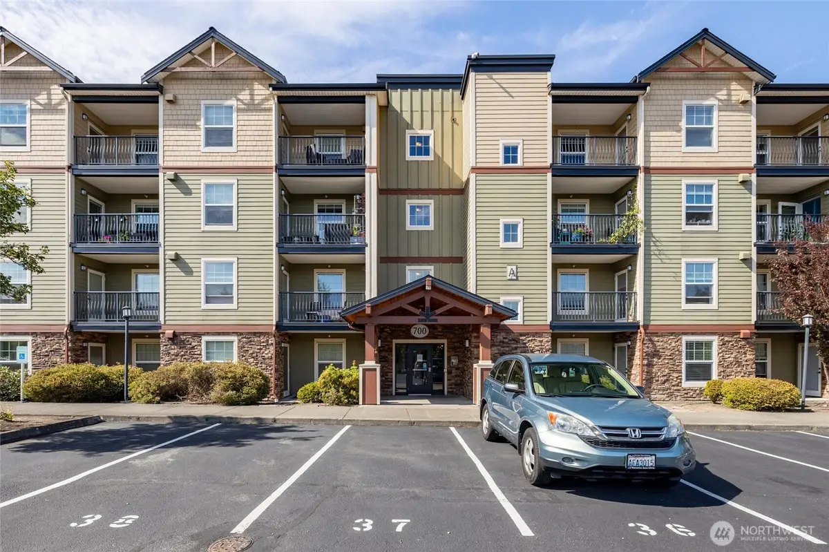 700 32nd Street #A202, Bellingham, WA 98225 - #1