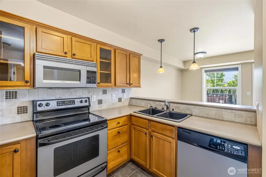 700 32nd Street #A202, Bellingham, WA 98225 - #3