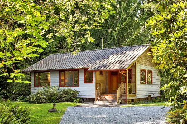 3270 Pond Lane, Bow, WA 98232