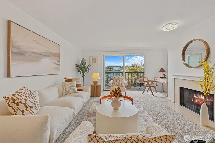 2253 Gilman Drive W #104, Seattle, WA 98119 - #2