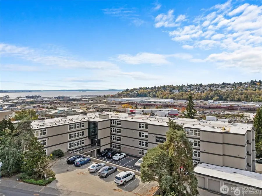 2253 Gilman Drive W #104, Seattle, WA 98119 - #3