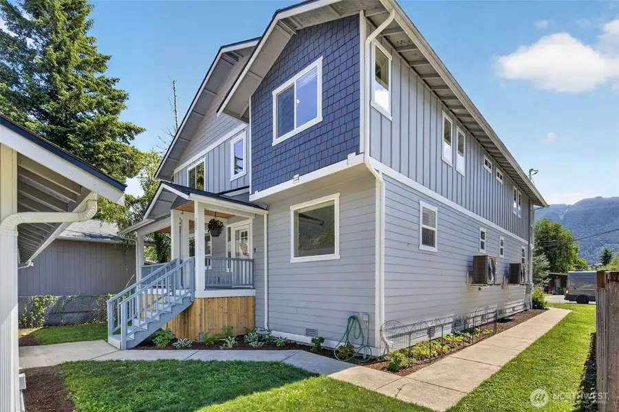 324 E 2nd Street #B, North Bend, WA 98045 - #2