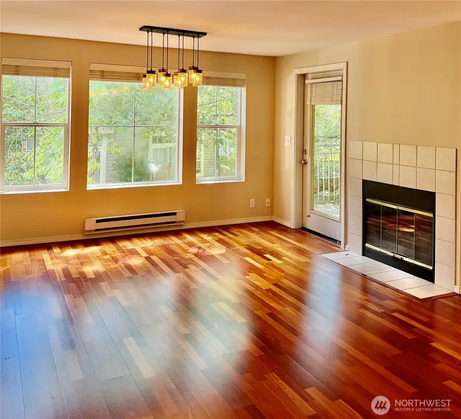 4421 249th Terrace Se #11-202, Sammamish, WA 98029 - #2