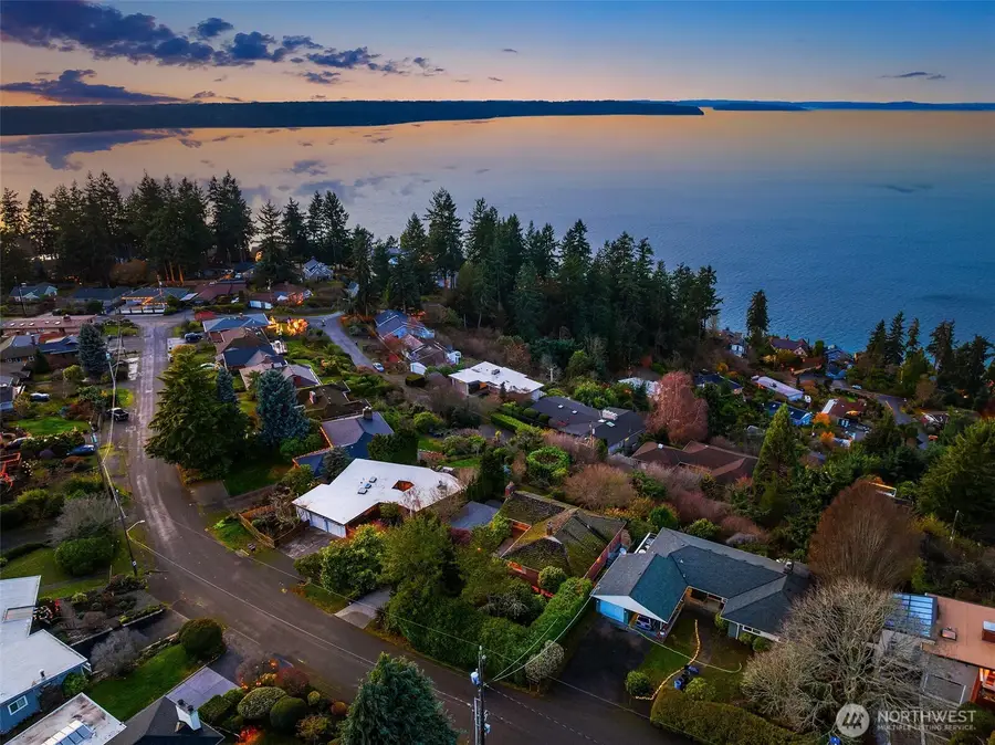 2802 SW 167th Place, Burien, WA 98166 - #2