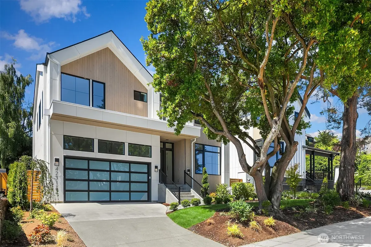 4231 53rd Avenue Ne, Seattle, WA 98105 - #1