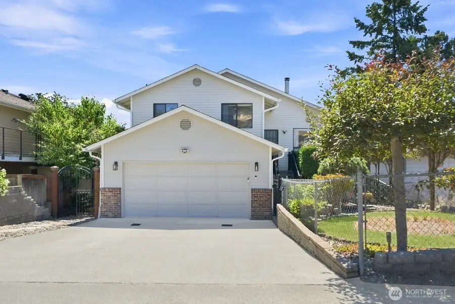 1011 N 28th Place, Renton, WA 98056 - #2