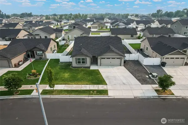 4229 W Cove West Drive, Moses Lake, WA 98837