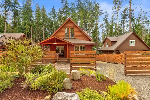 1061 53rd Street, Port Townsend, WA 98368
