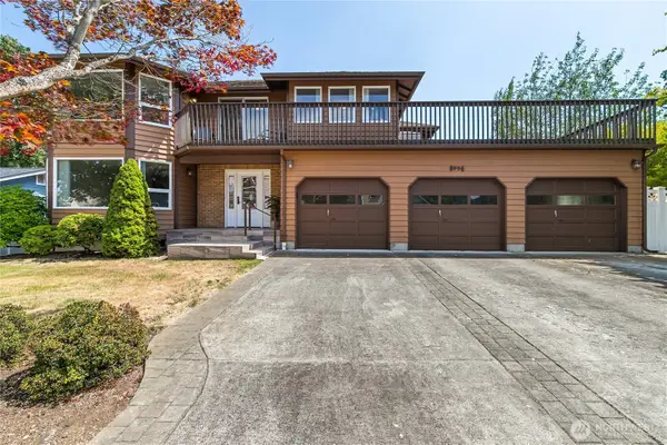 6994 Helweg Lane, Blaine, WA 98230