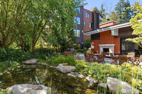 998 NE Vineyard Lane #J101, Bainbridge Island, WA 98110