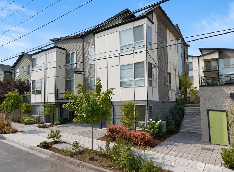 4767 35th Avenue S, Seattle, WA 98118 - #3