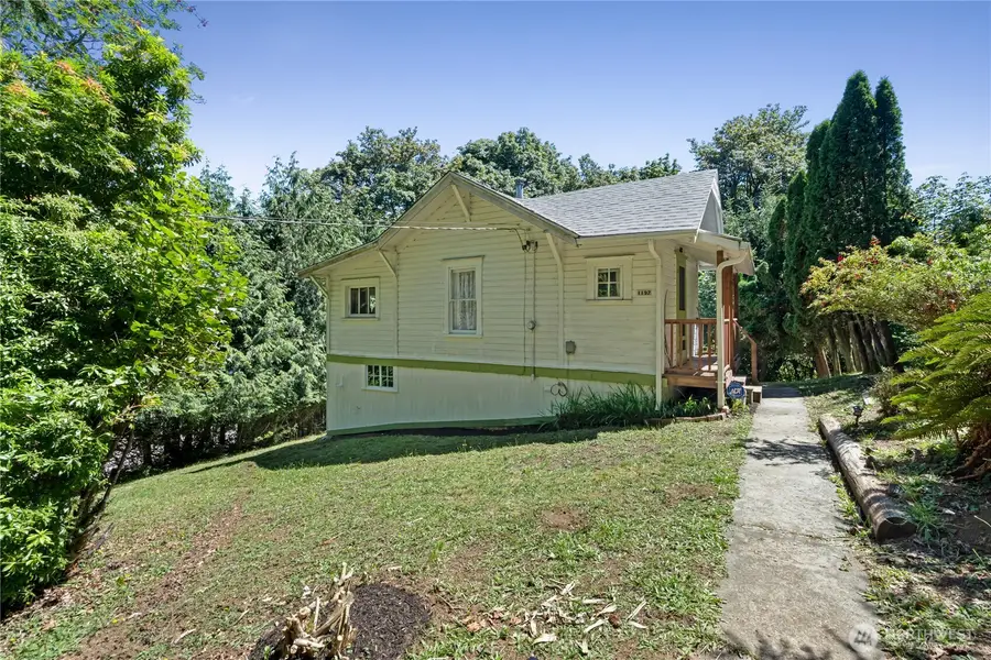 1197 Prospect Avenue, Raymond, WA 98577 - #2