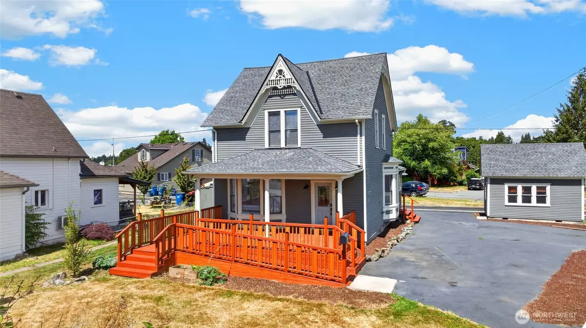 301 W Main Street, Monroe, WA 98272 - #1