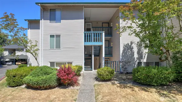 17431 Ambaum Boulevard S #D2, Burien, WA 98148