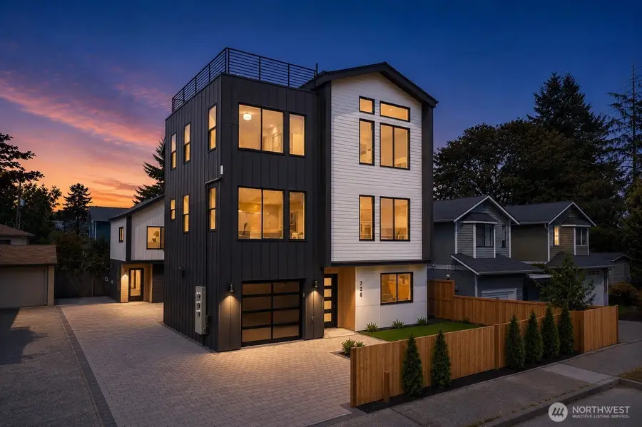726 N 89th Street, Seattle, WA 98103 - #2
