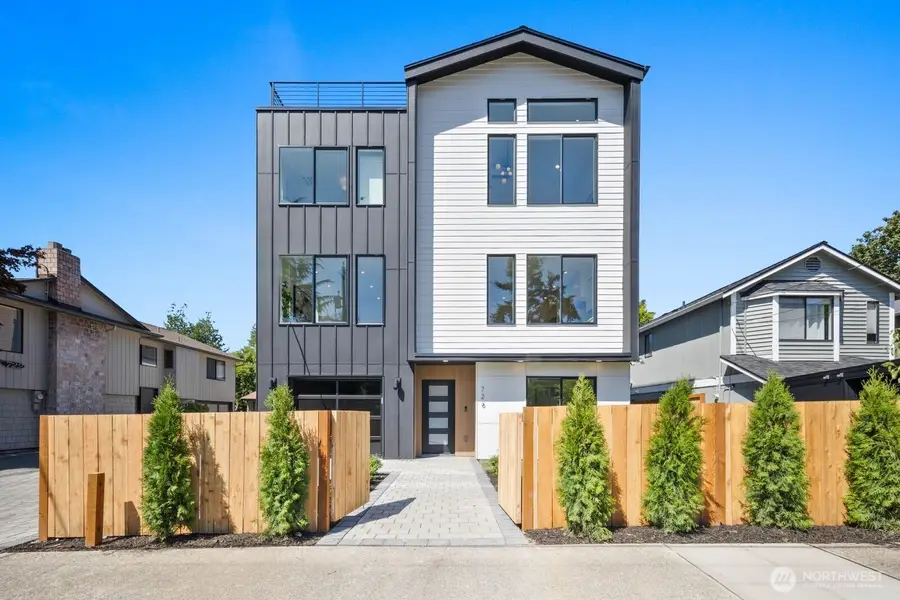 726 N 89th Street, Seattle, WA 98103 - #3