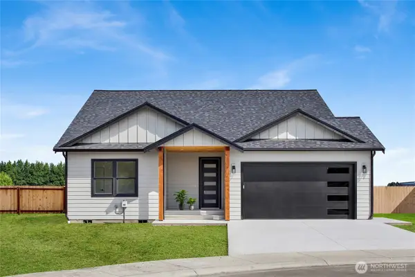 416 W 4th Street, Everson, WA 98247