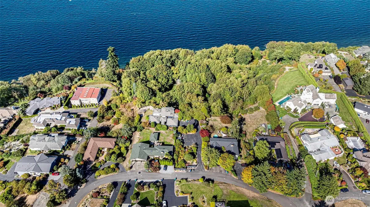 29438 10th Avenue Sw, Federal Way, WA 98023 - #1