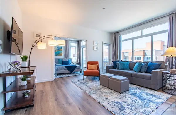 2415 2nd Avenue #729, Seattle, WA 98121