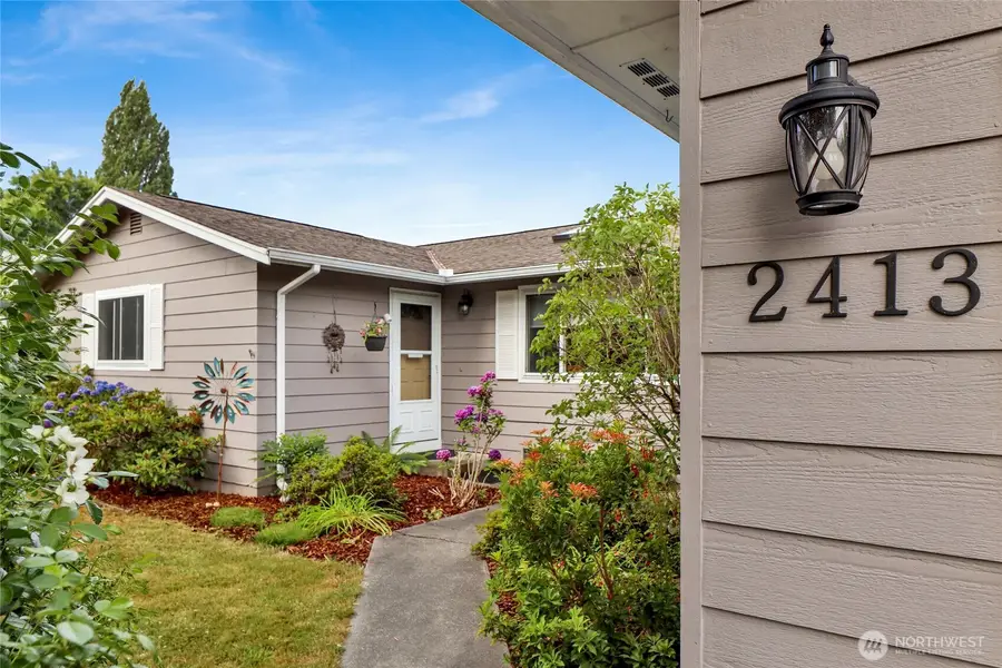 2413 N 18th Place, Mount Vernon, WA 98273 - #3