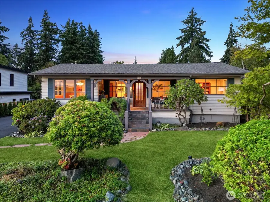 916 18th Avenue W, Kirkland, WA 98033 - #2