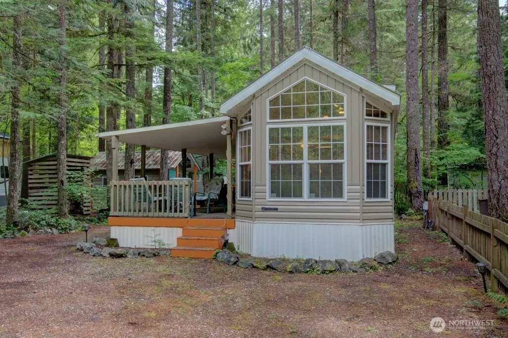 137 Riverside Drive, Deming, WA 98244 - #1