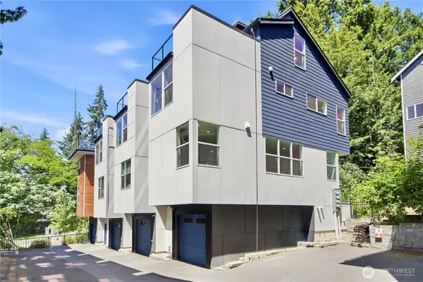 16616 Ne 85th St, Redmond, WA 98052