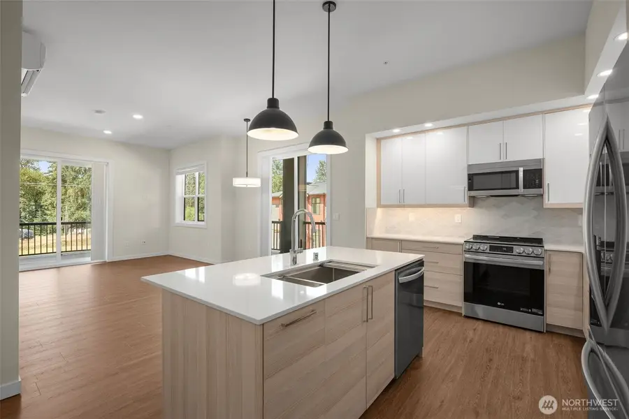 14509 Cedar Grove Road Se #E201, Issaquah, WA 98027 - #3