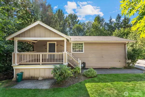 18711 82nd Avenue Ne, Kenmore, WA 98028