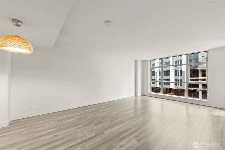 588 Bell Street #304S, Seattle, WA 98121 - #3