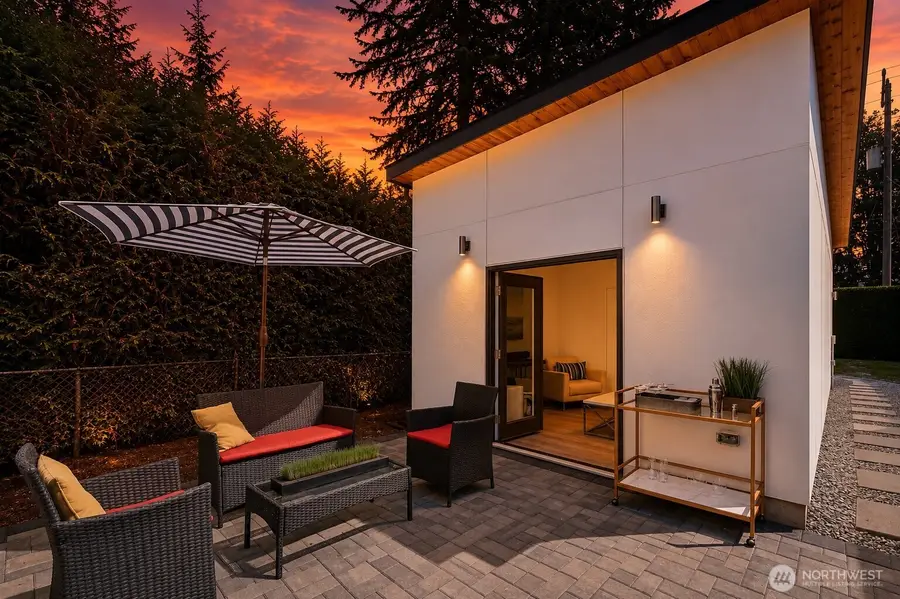 404 N 127th Street, Seattle, WA 98133 - #3