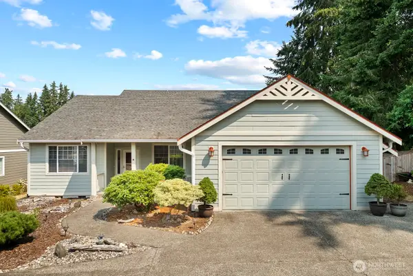 2744 Sutherland Place, Steilacoom, WA 98388