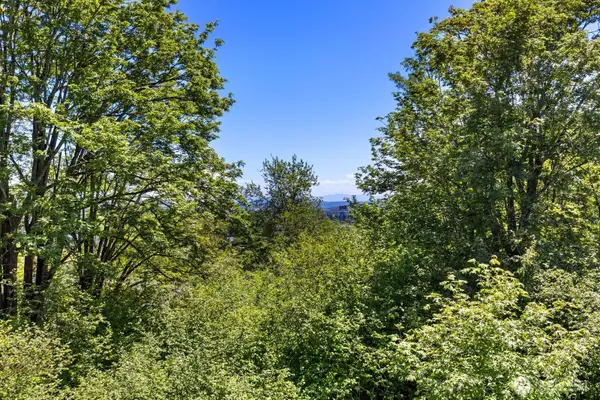6726 35th Place S, Seattle, WA 98118