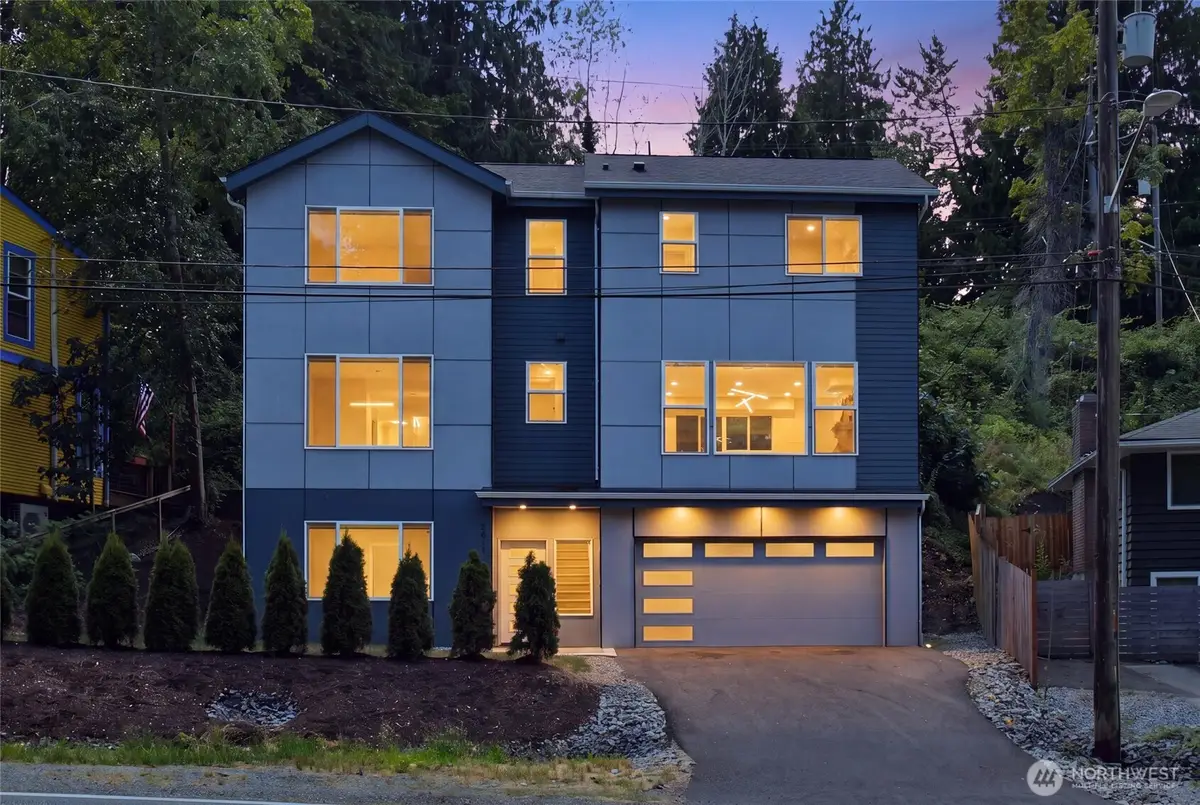 7511 Dumar Way Sw, Seattle, WA 98106 - #1