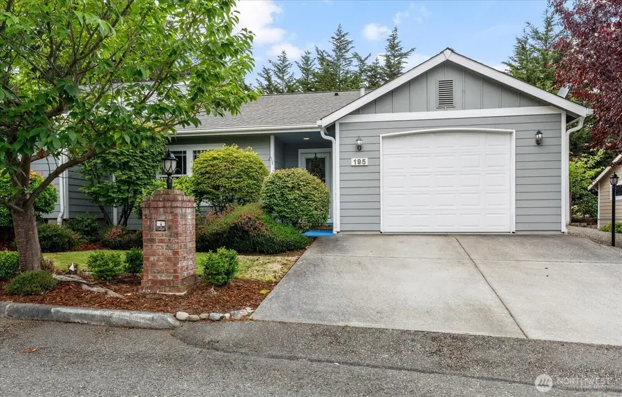 195 NW 12th Court, Oak Harbor, WA 98277 - #2