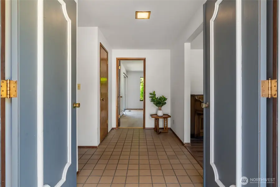 4826 Glenhaven Drive, Everett, WA 98203 - #3