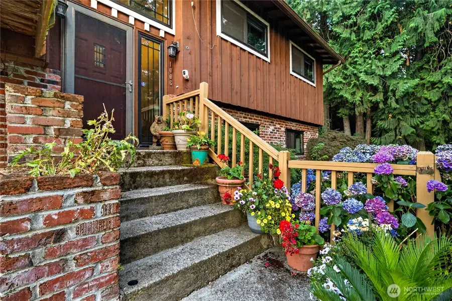 1006 Sandy Bend Road, Castle Rock, WA 98611 - #2