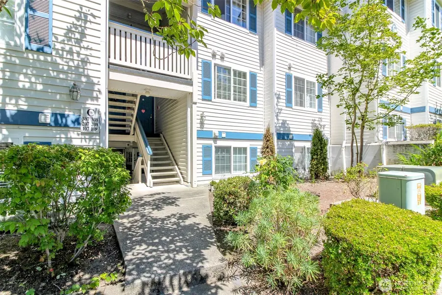 949 Aberdeen Avenue Ne #C107, Renton, WA 98056 - #2