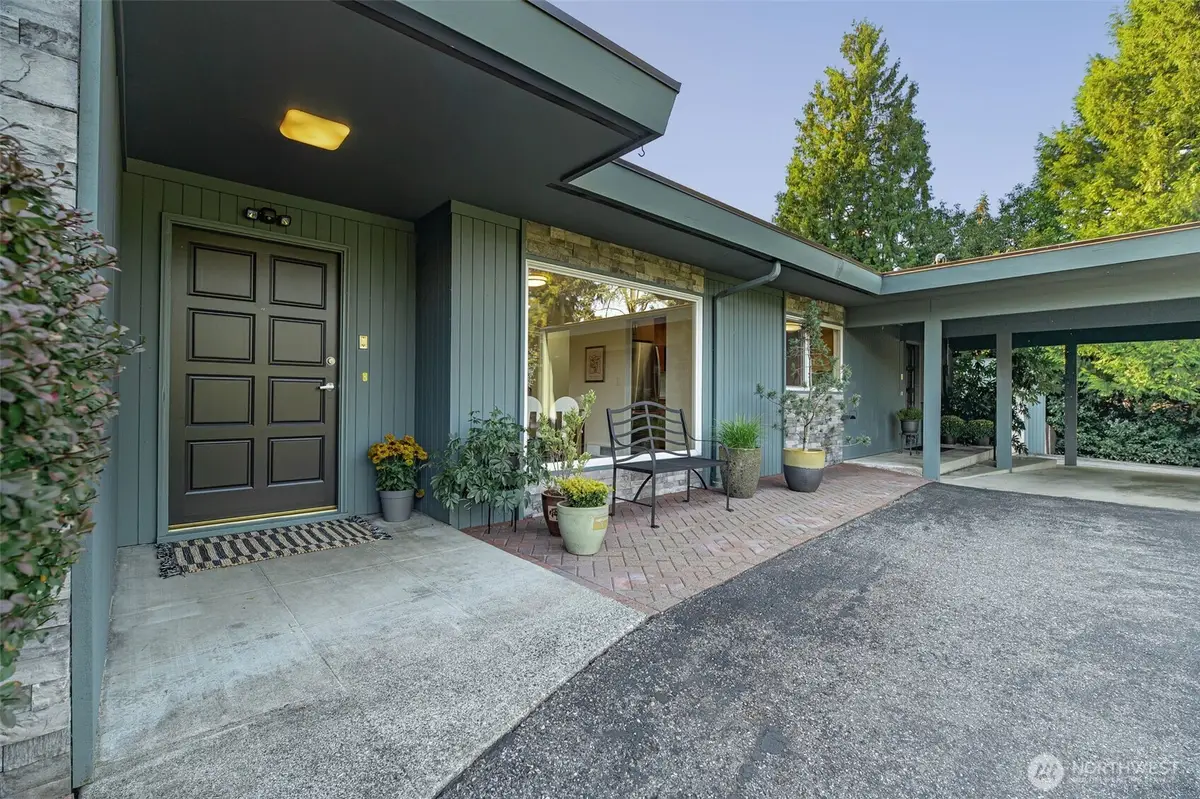 15805 64th Avenue Ne, Kenmore, WA 98028 - #1