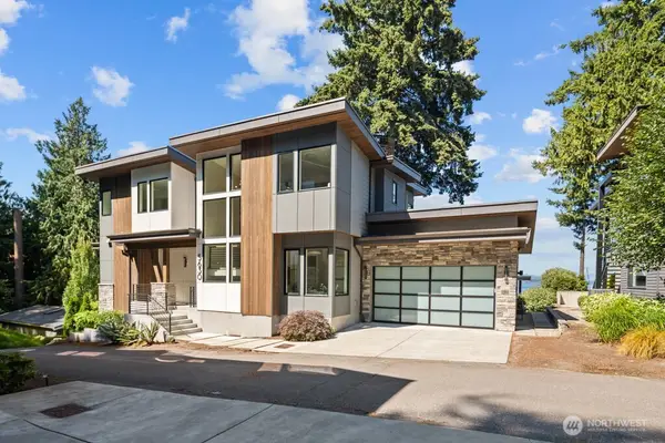 5630 Beach Drive Sw, Seattle, WA 98136