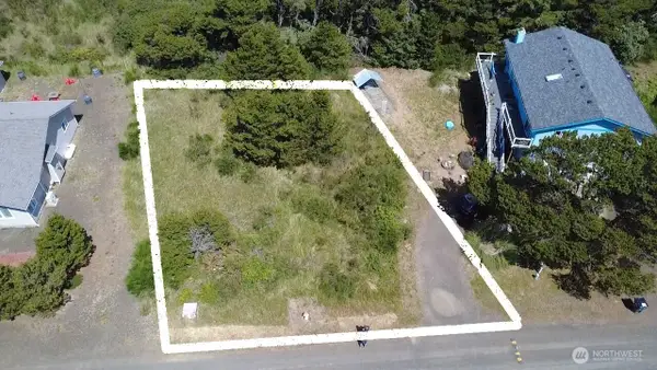 92 Pheasant Run Drive, Westport, WA 98595