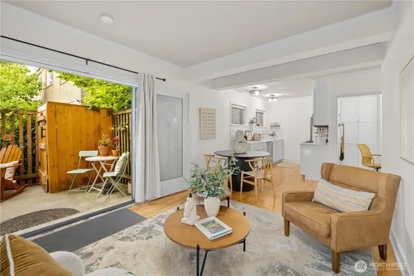 2203 Yale Avenue E #B1, Seattle, WA 98102