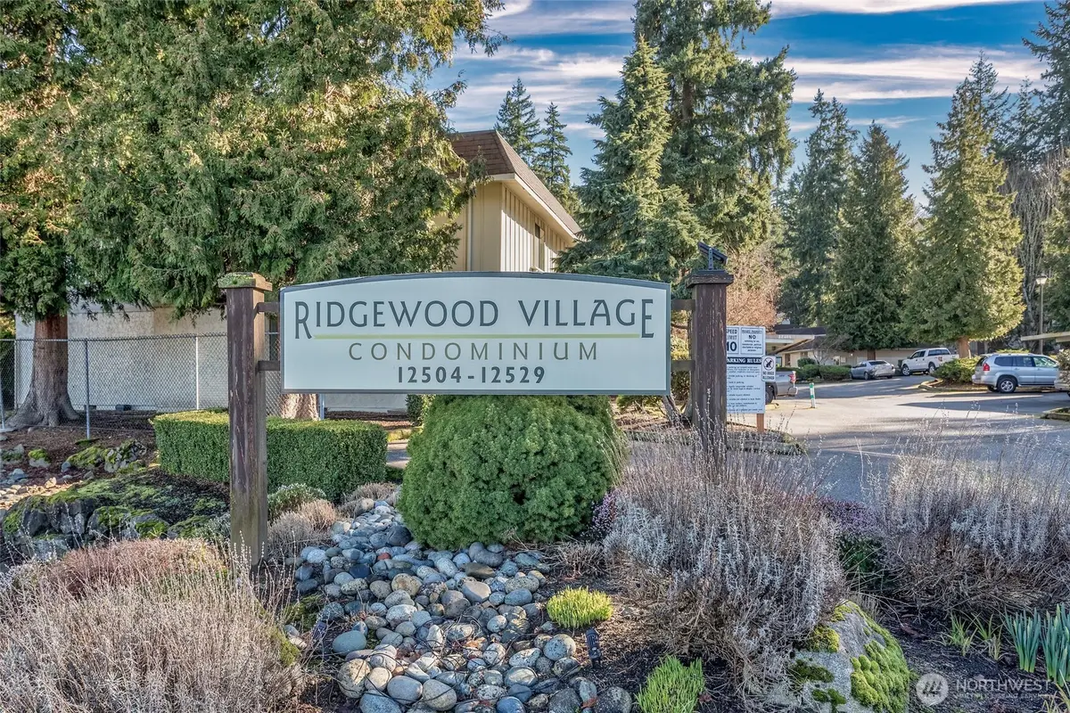 12528 NE 117th Place #E1, Kirkland, WA 98034 - #1